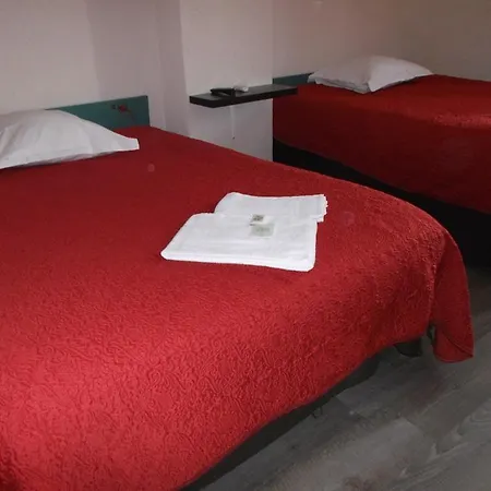 Hotel Cheval Blanc Uchaud